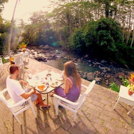 ホテル Yeh Panes Bali Marga エクステリア 写真